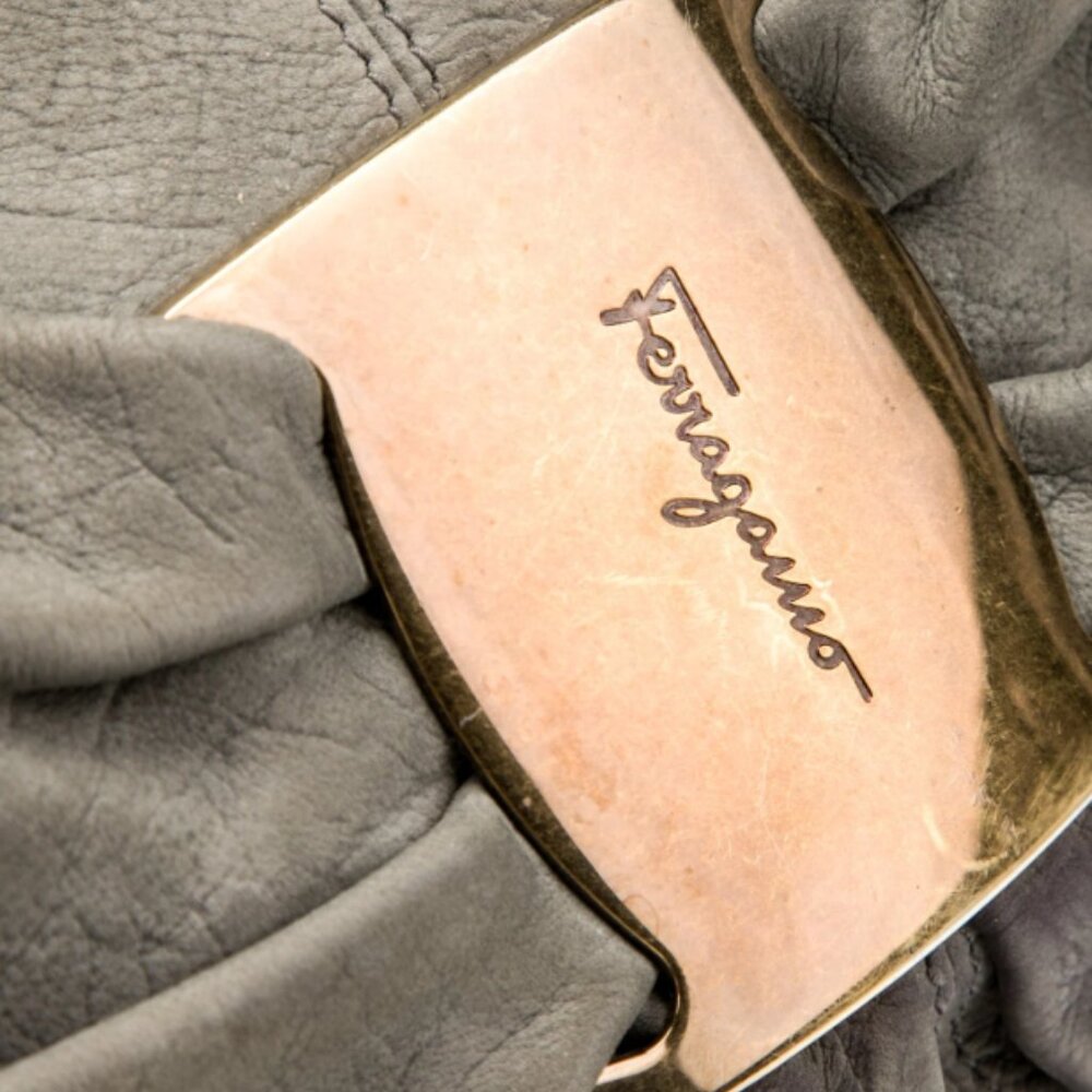 Salvatore Ferragamo Nubuck Shoulder Bag Bow Detail - Picture 4 of 5